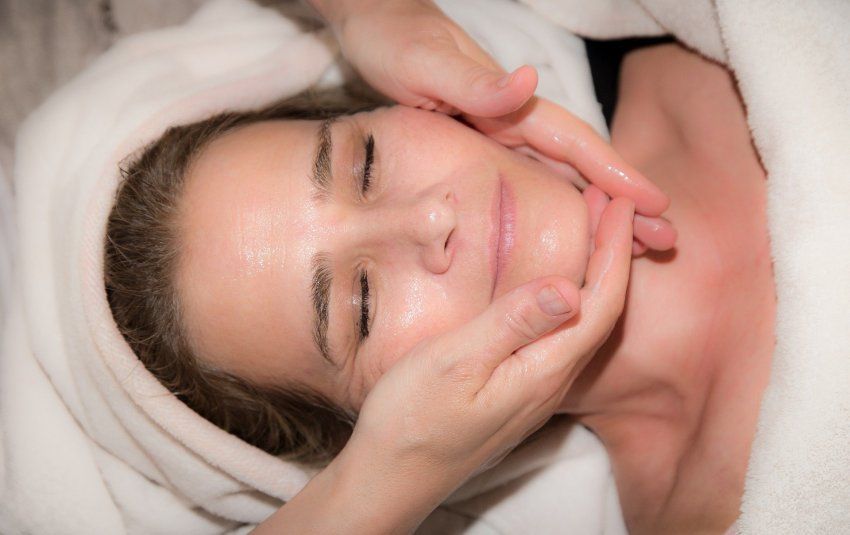 TRATAMIENTO FACIAL